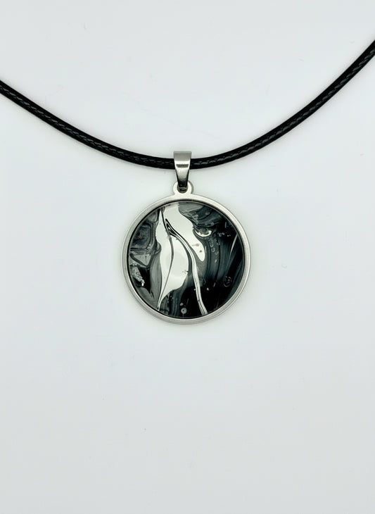 תליון עגול כסוף (B533)